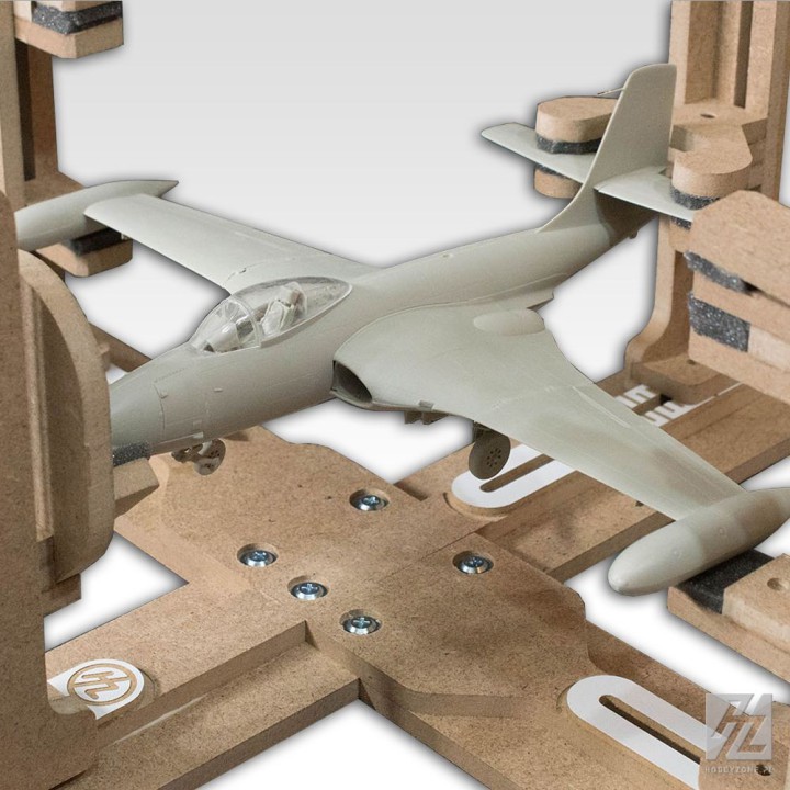 Aircraft Assembly Jig / Soporte para el montaje de aeronaves